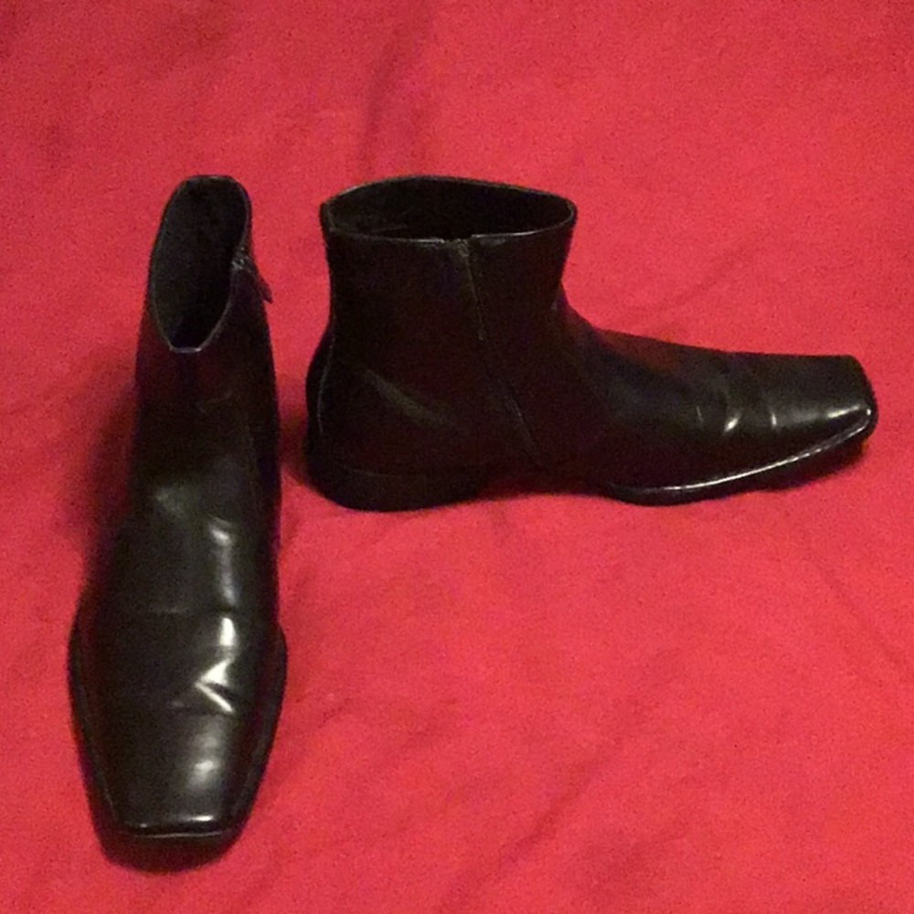 Kenneth Cole Unlisted Boots
